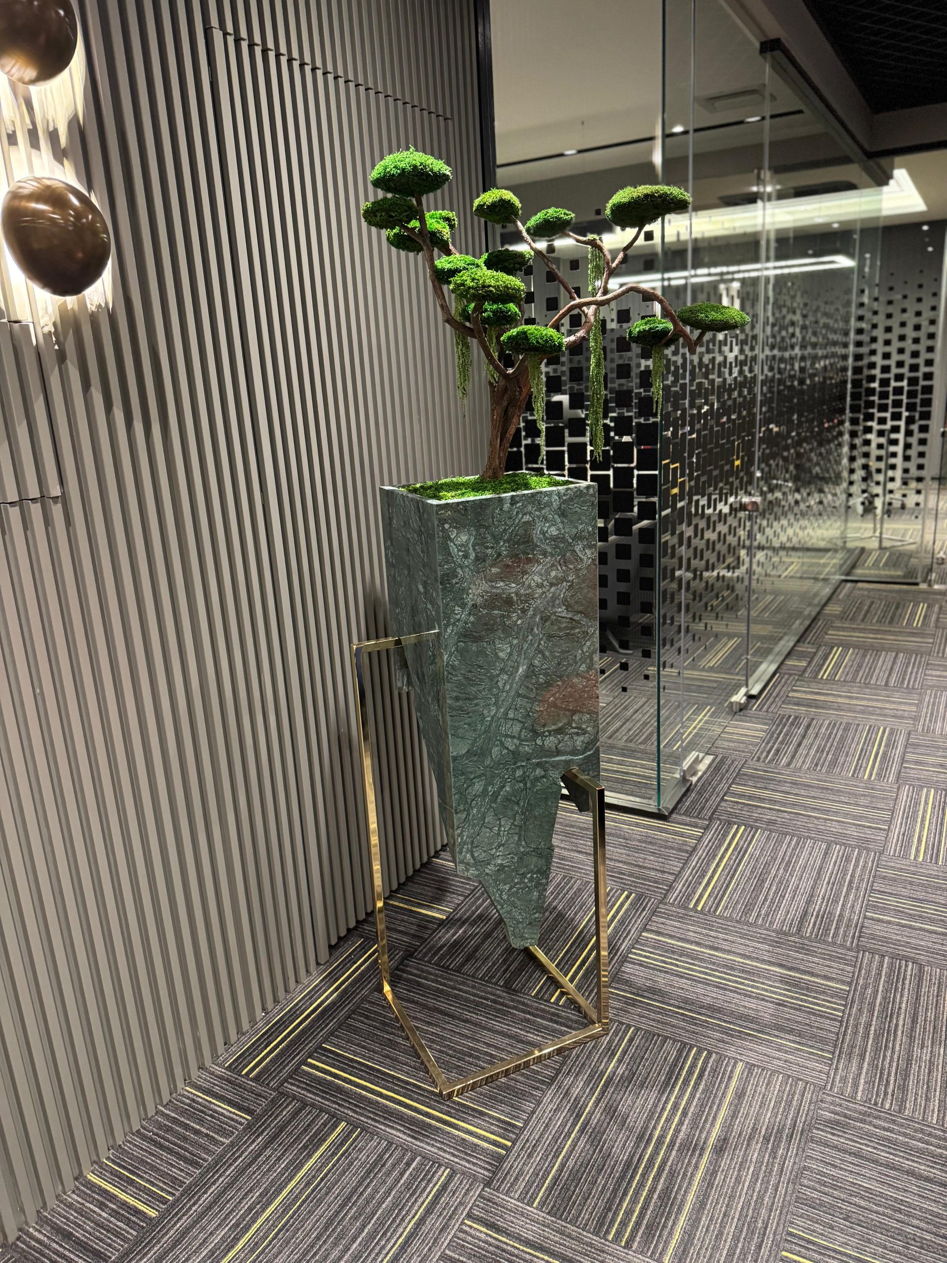 Verde Guatemala Özel Tasarım Mermer Saksı - Görsel 4