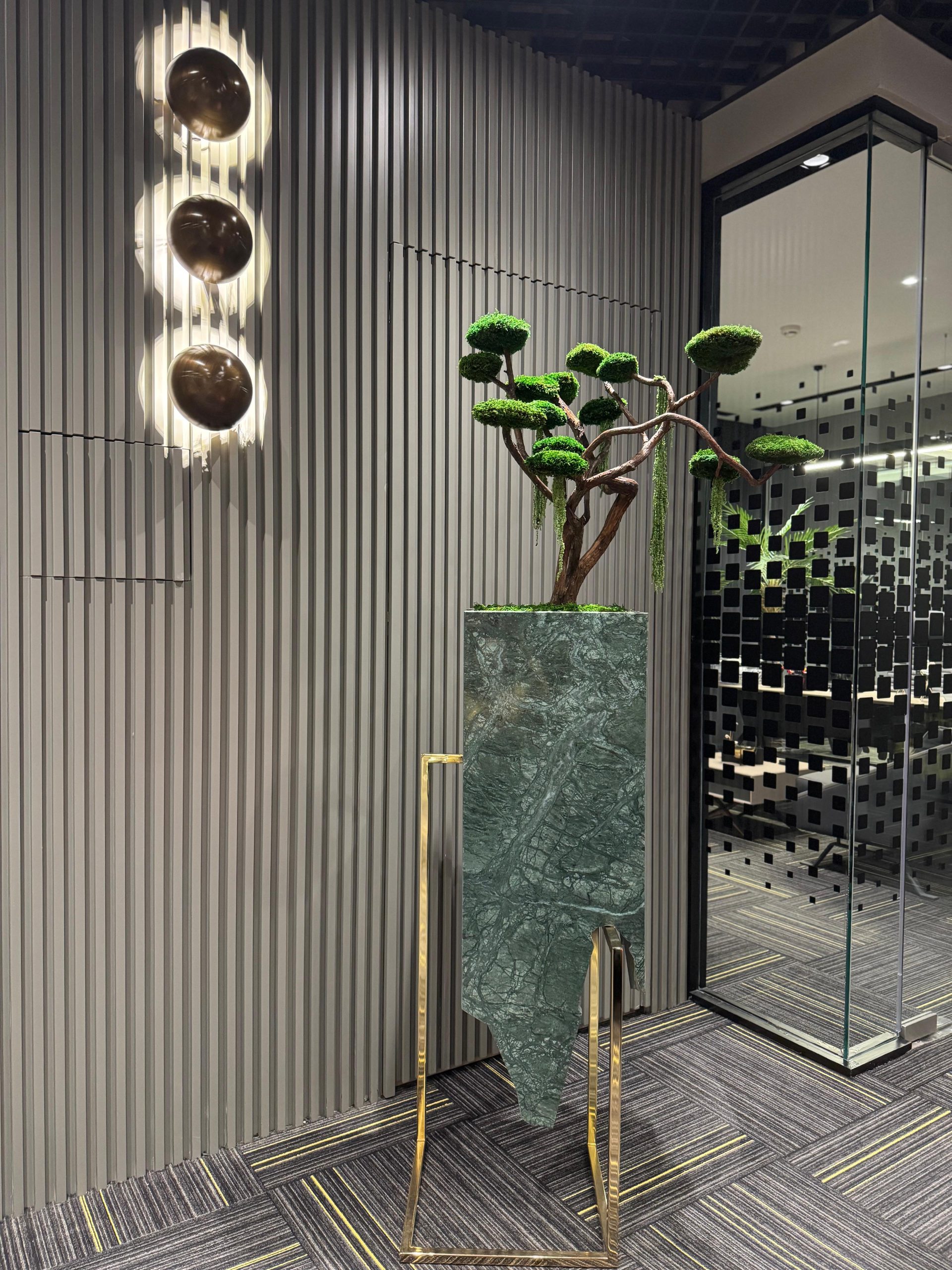 Verde Guatemala Özel Tasarım Mermer Saksı - Görsel 3